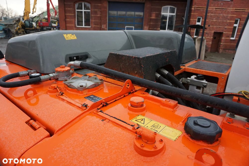 Liebherr 924 LC - 19