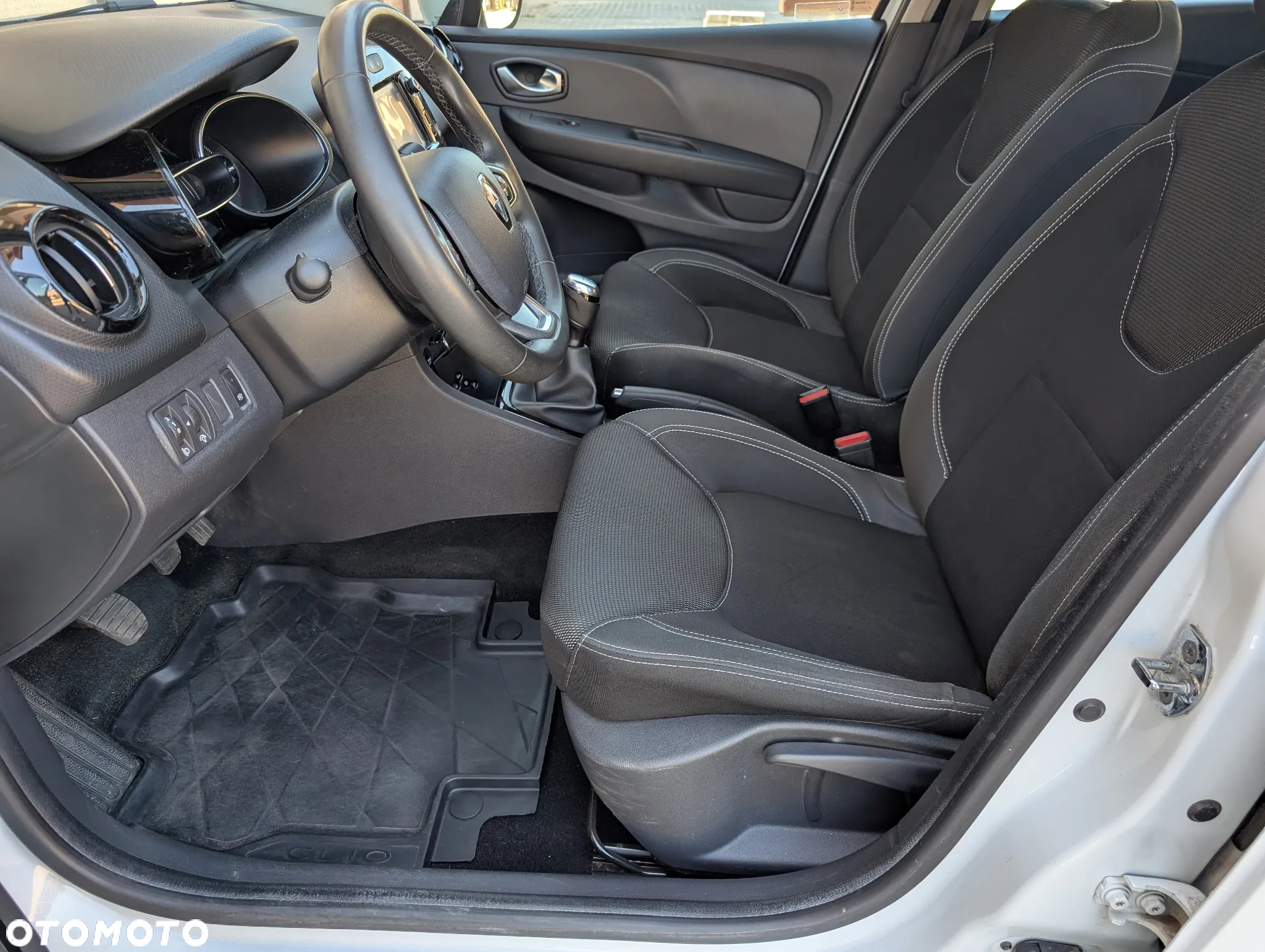 Renault Clio 1.5 dCi Energy Life - 16