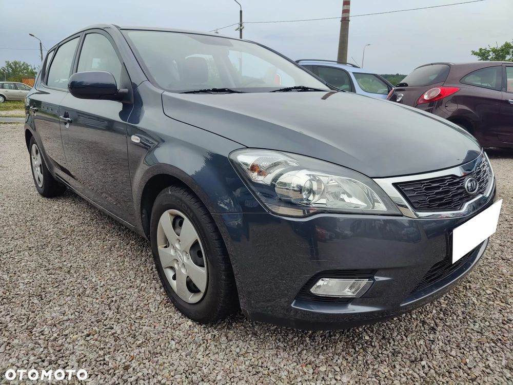 Kia Ceed - 20