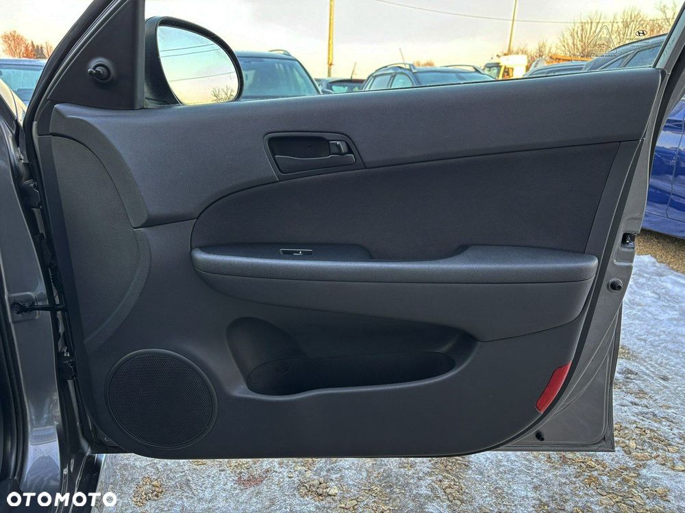 Hyundai i30 1.4 Comfort EU5 - 29