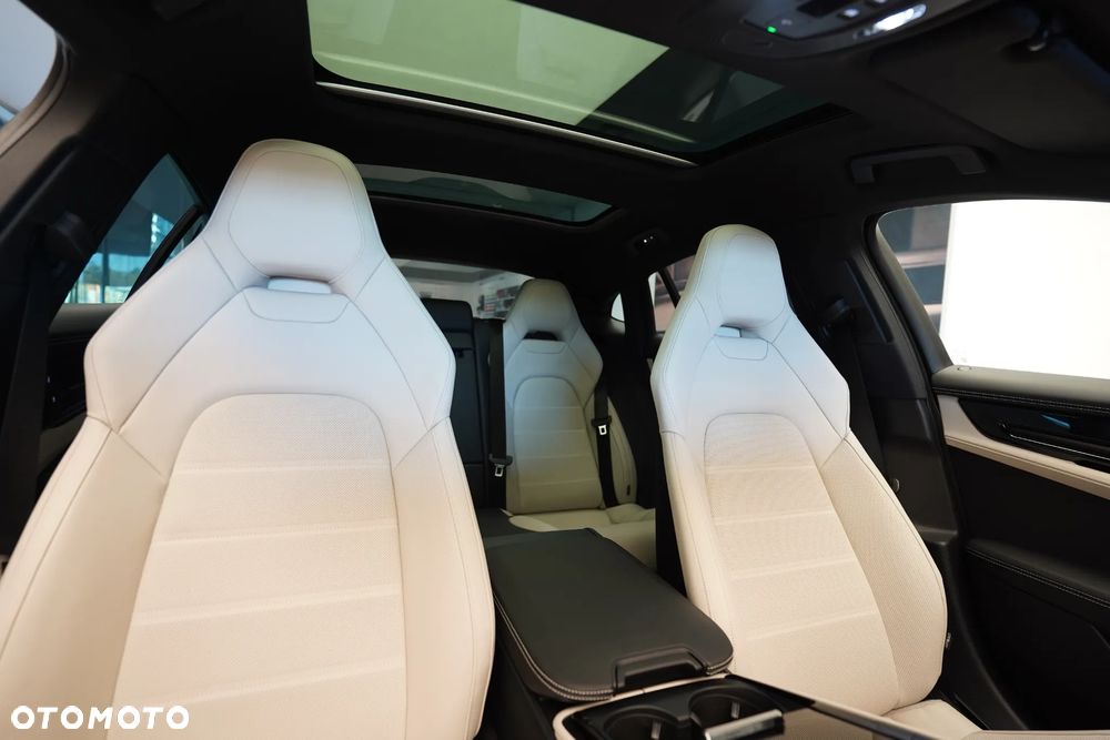 Porsche Panamera - 14