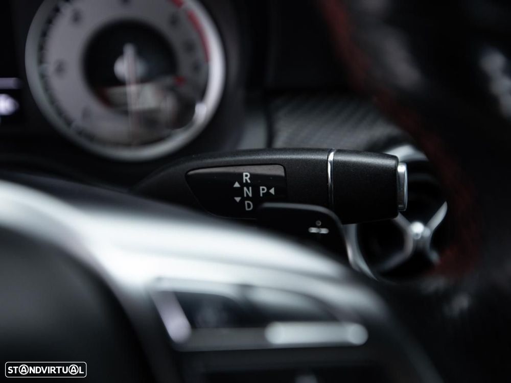 Mercedes-Benz A 220 - 16