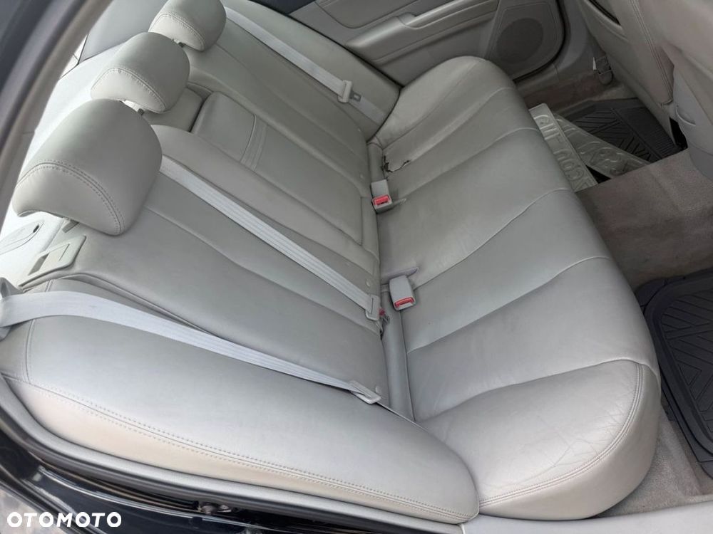 Hyundai Sonata 2.0 CRDi GLS - 23
