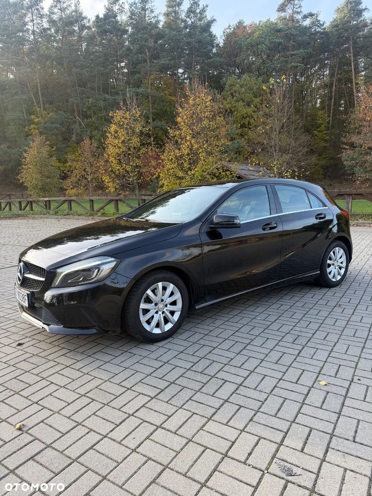 Mercedes-Benz A-Class 2015 photo 2
