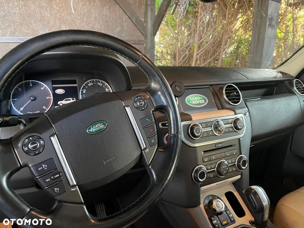 Land Rover Discovery 3.0 TD V6 SE - 9