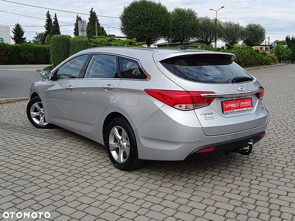 Hyundai i40 i40cw 1.7 CRDi Fifa World Cup Edition - 4