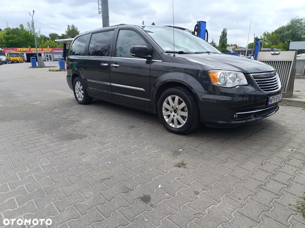 Chrysler Town & Country 3.6 Touring - 1
