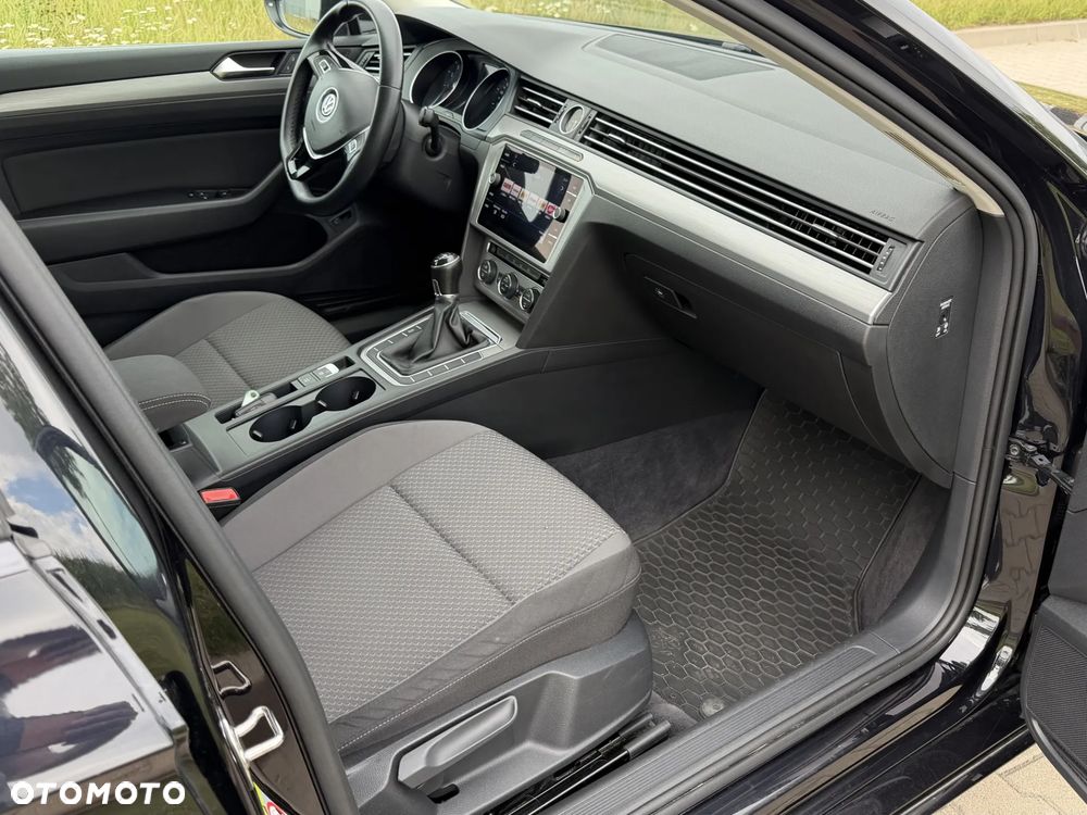Volkswagen Passat Variant 1.4 TSI BMT Comfortline - 10