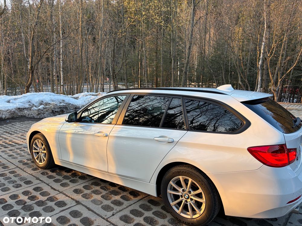BMW Seria 3 320d - 8
