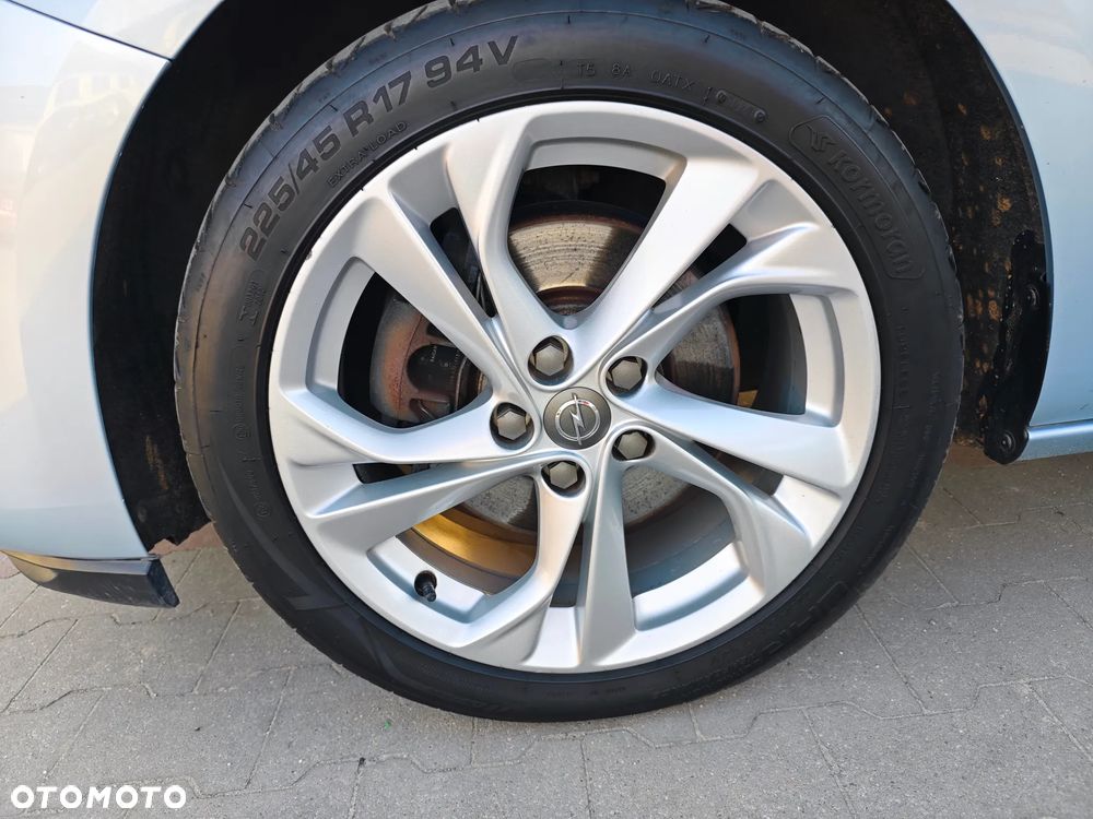 Opel Astra 1.6 CDTI Dynamic S&S - 22