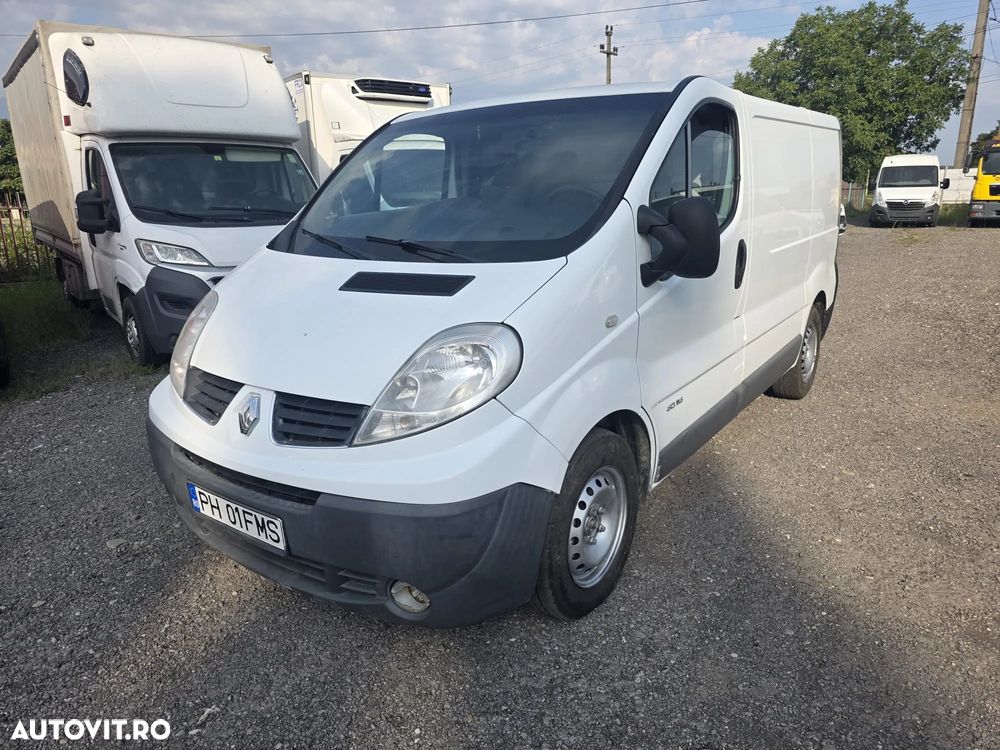 Renault TRAFIC - 1