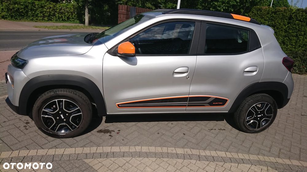 Dacia Spring - 12