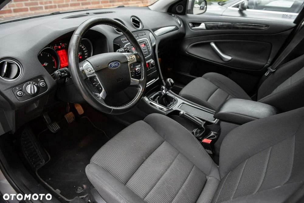 Ford Mondeo 1.6 TDCi Gold X - 6