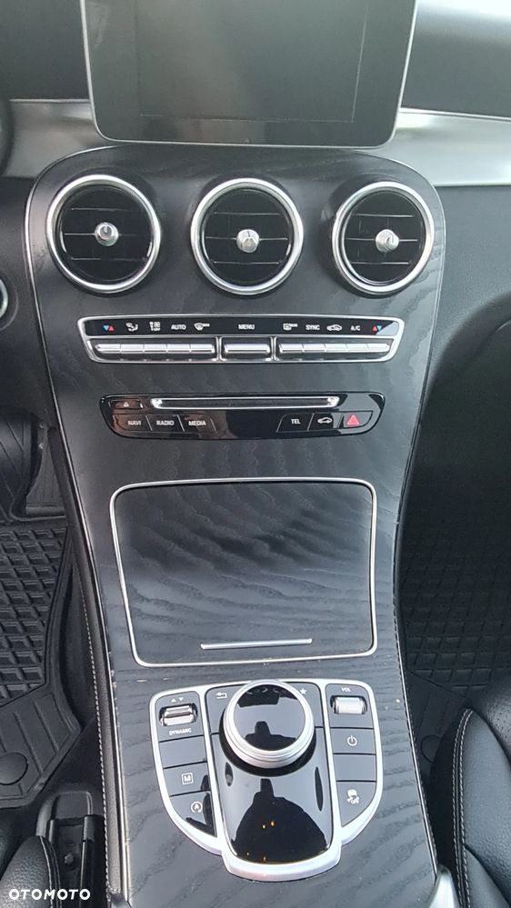 Mercedes-Benz GLC 300 4-Matic - 15
