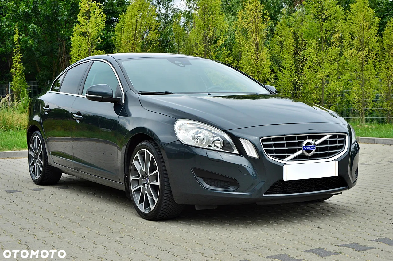 Volvo S60 D3 Momentum - 16