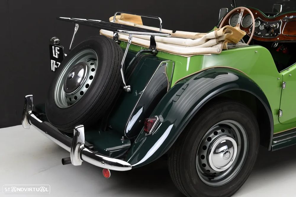 MG Midget - 6