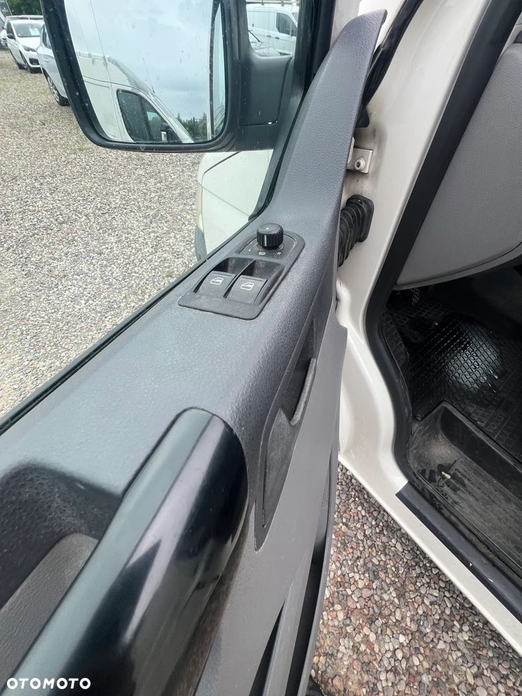 Volkswagen TRANSPORTER - 6