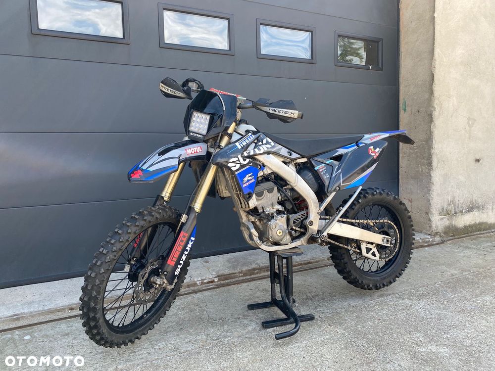 Suzuki RM-Z - 1