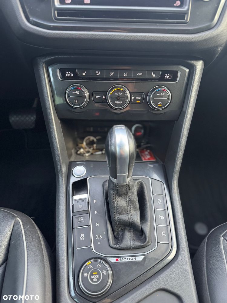Volkswagen Tiguan 2.0 TDI SCR 4MOTION (BlueMotion Techn.) DSG Highline - 12