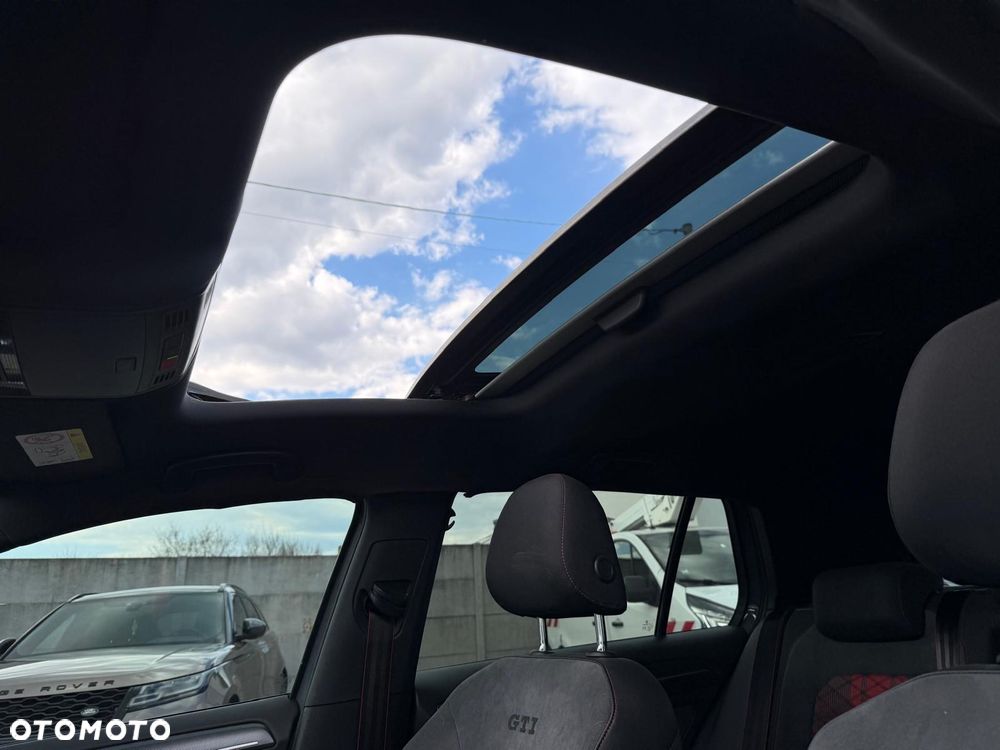 Volkswagen Golf GTI TCR 2.0 TSI OPF DSG - 14