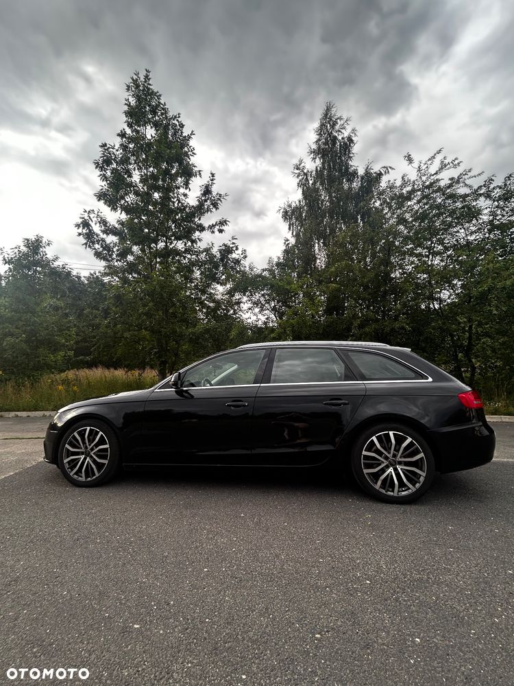 Audi A4 Avant 2.0 TDI Quattro - 24