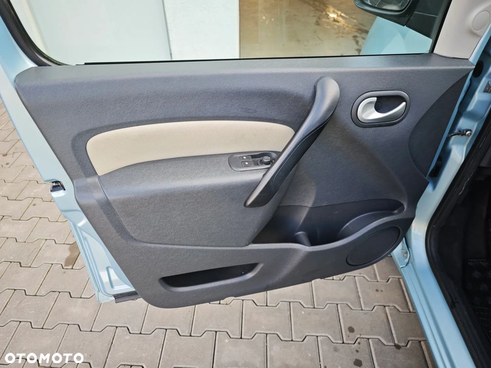 Renault Kangoo 1.6 16V 105 Happy Family - 22