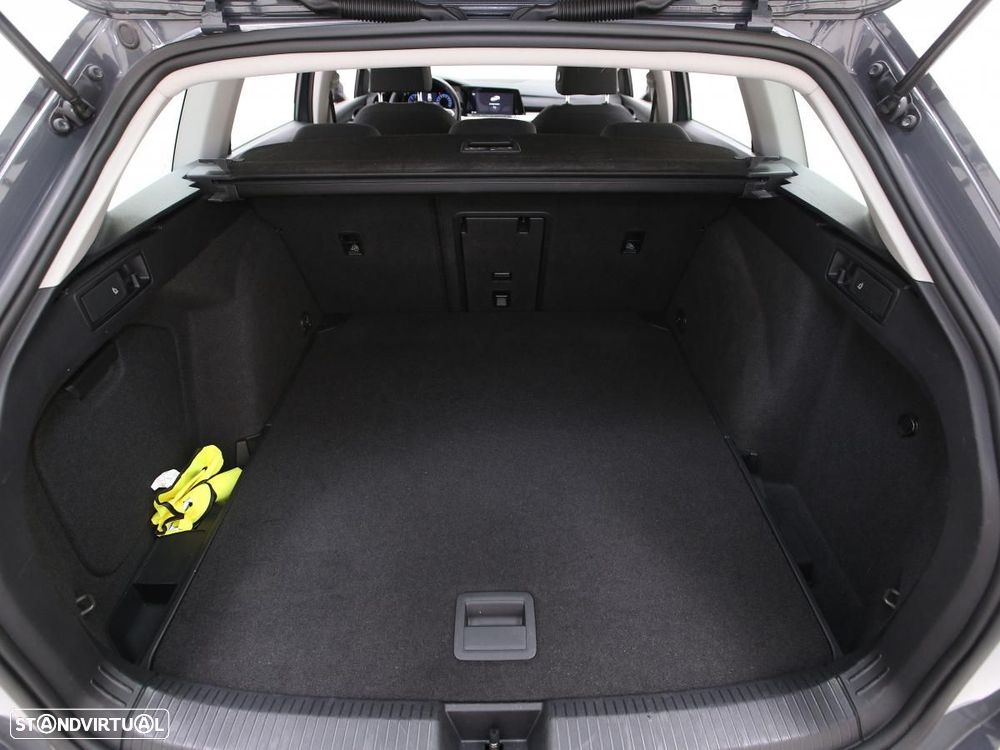 VW Golf Variant 2.0 TDi Life DSG - 16