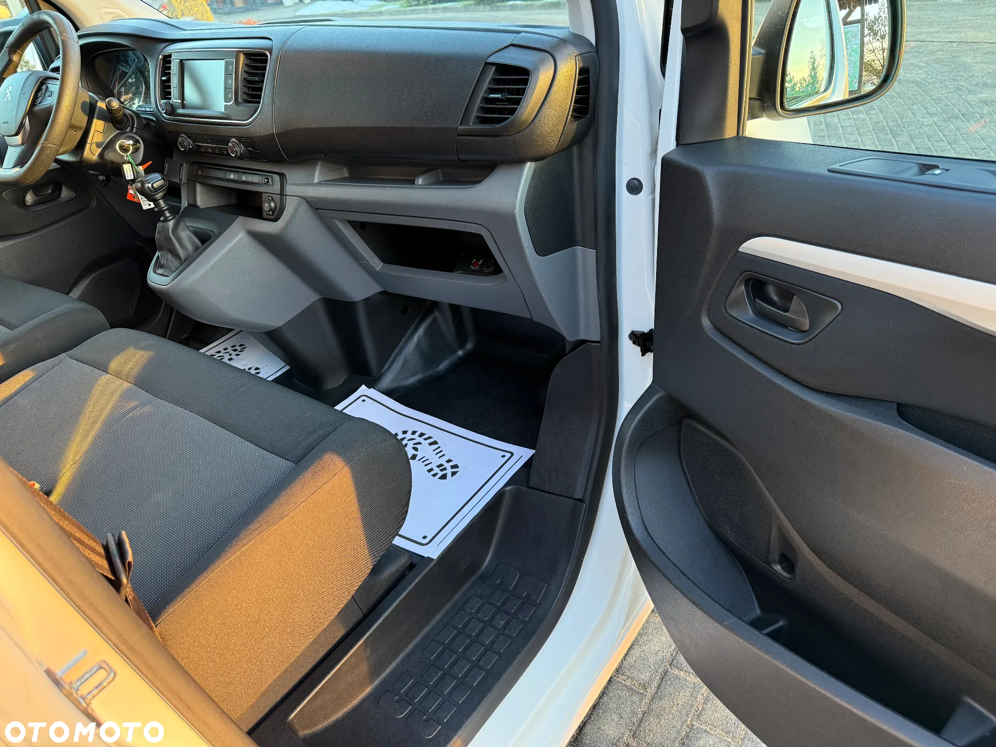 Peugeot Expert - 25