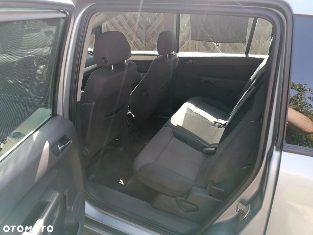 Opel Zafira 1.7 CDTI - 10