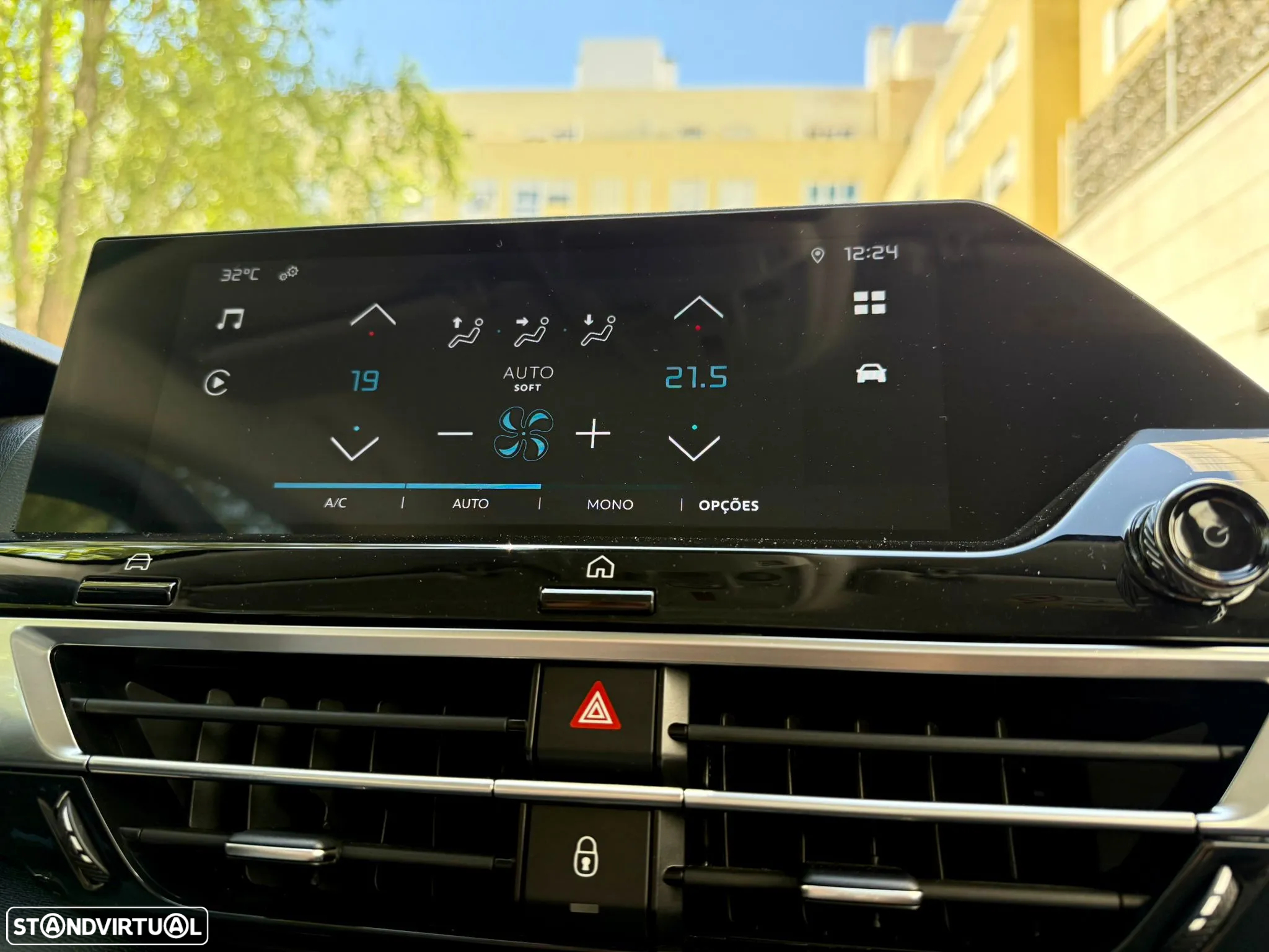 Citroën e-C4 50 kWh Feel Pack - 33