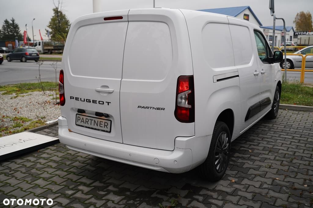 Peugeot Partner Van - 4