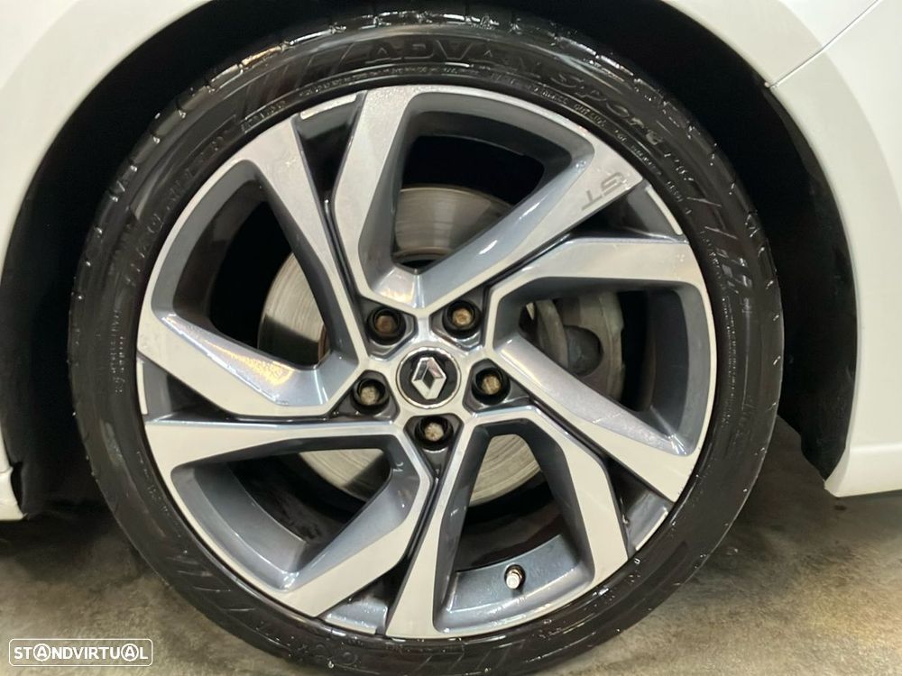 Renault Mégane 1.6 TCe GT EDC - 9