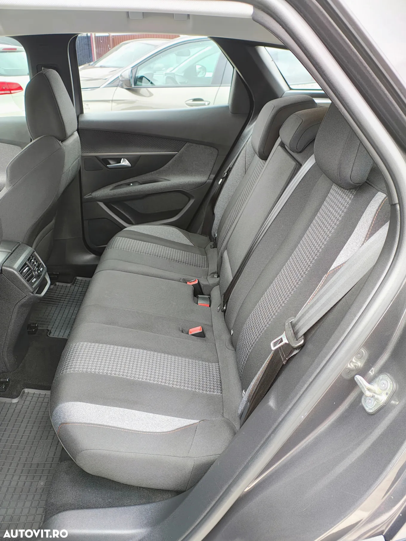 Peugeot 3008 BlueHDi 130 Stop & Start Allure Pack - 18
