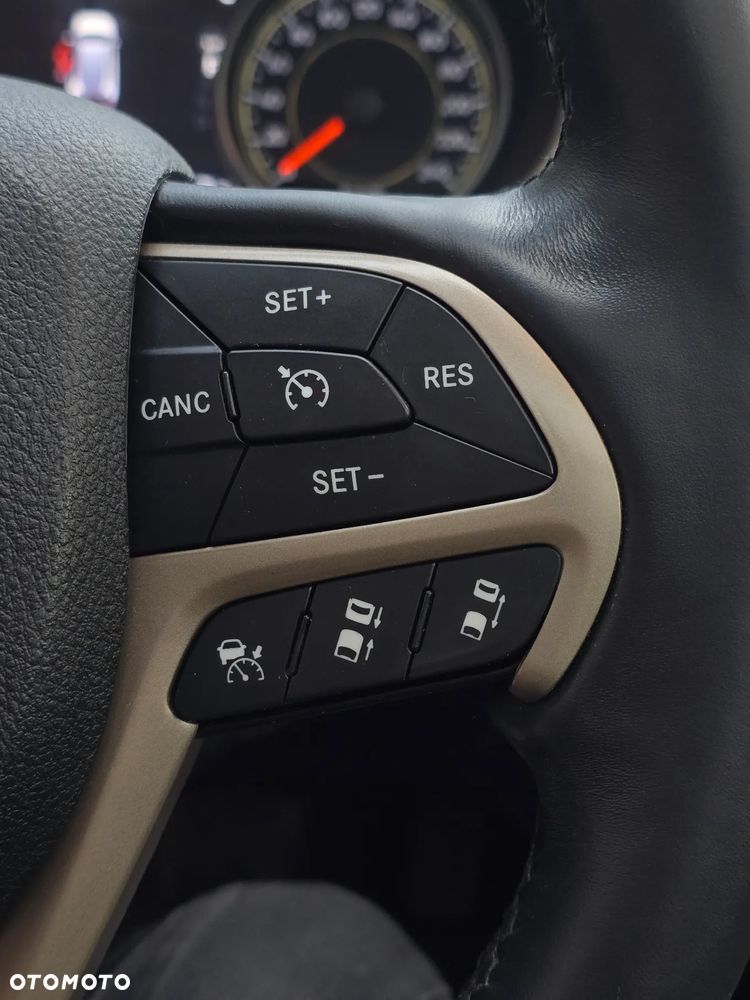 Jeep Cherokee 2.0 Multijet Active Drive II Automatik Limited - 32