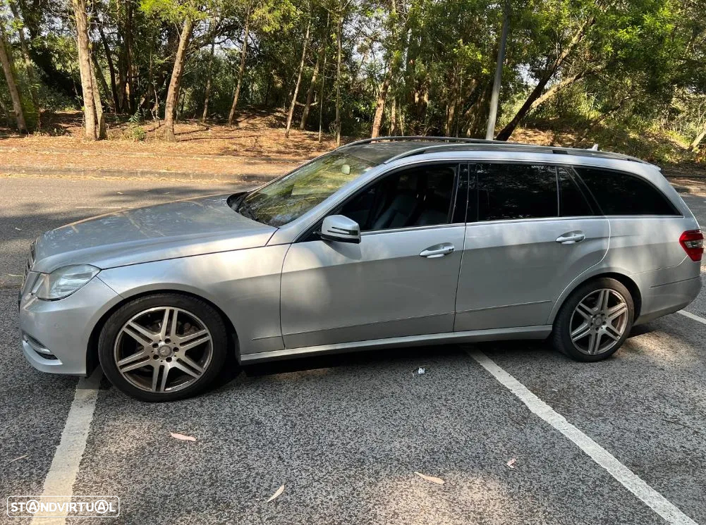 Mercedes-Benz E 220 BlueTEC Avantgarde Auto. - 4