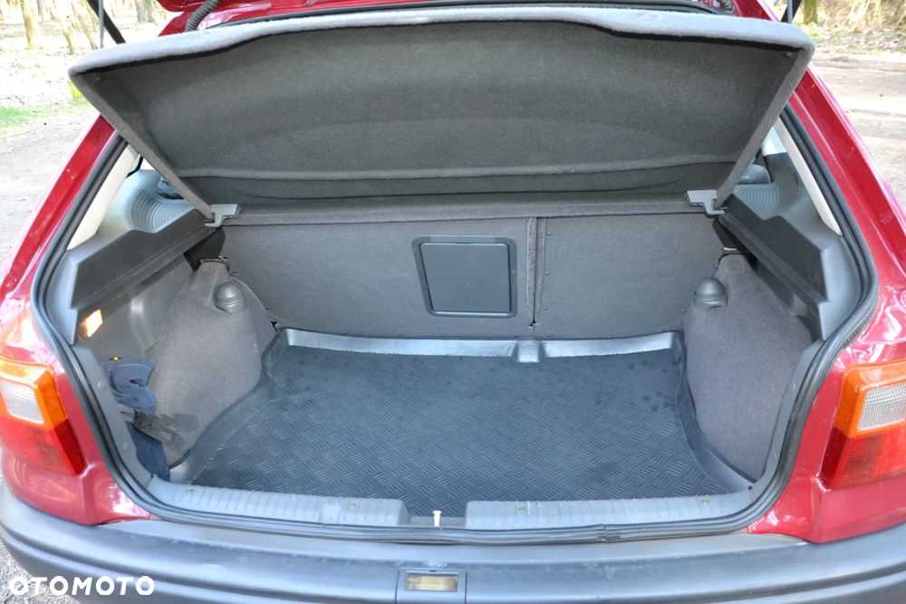 Opel Astra 1.6 GLS - 5