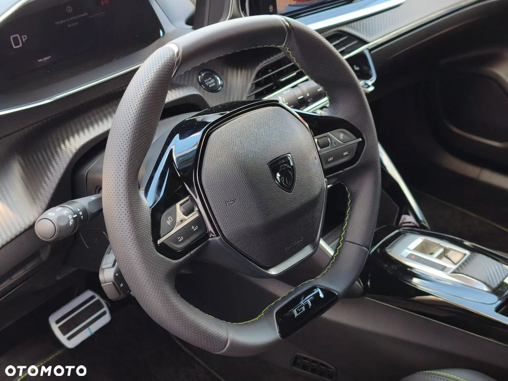 Peugeot 2008 PureTech mHEV GT Exclusive e-DCS6 - 15
