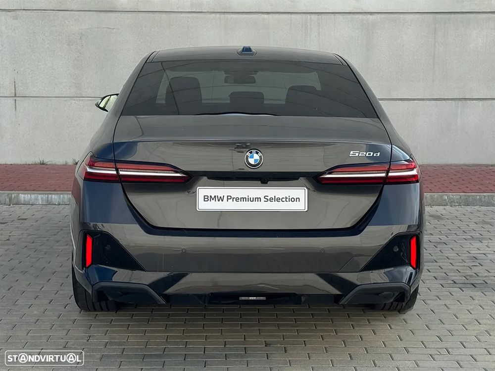 BMW 520 d Pack Desportivo M - 5