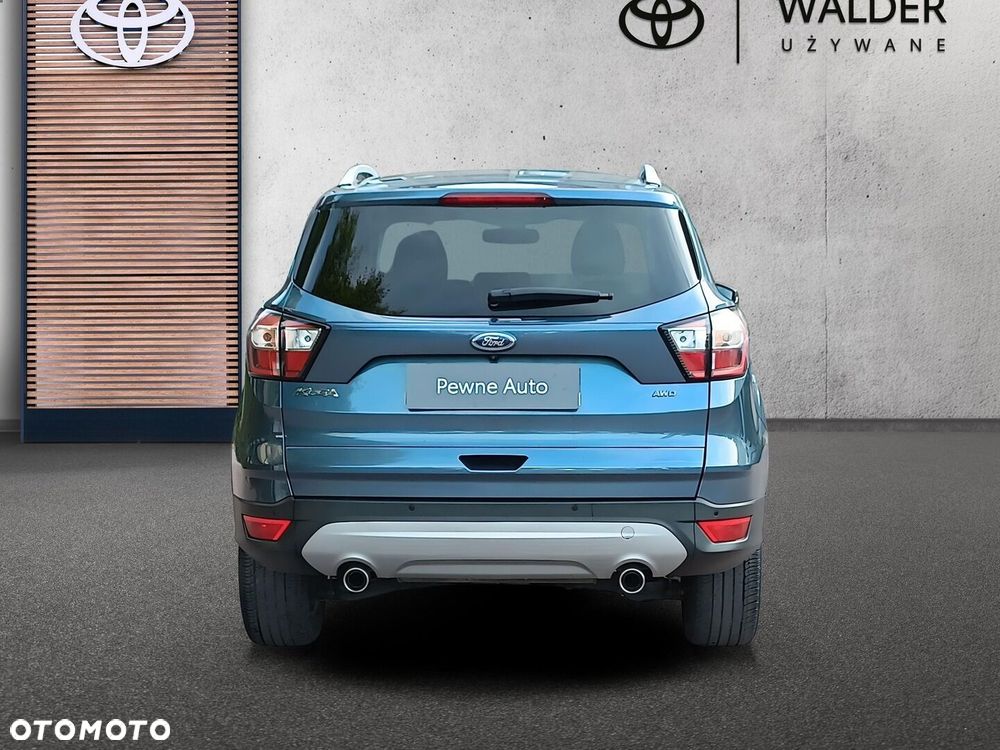 Ford Kuga 2.0 TDCi AWD Titanium - 4
