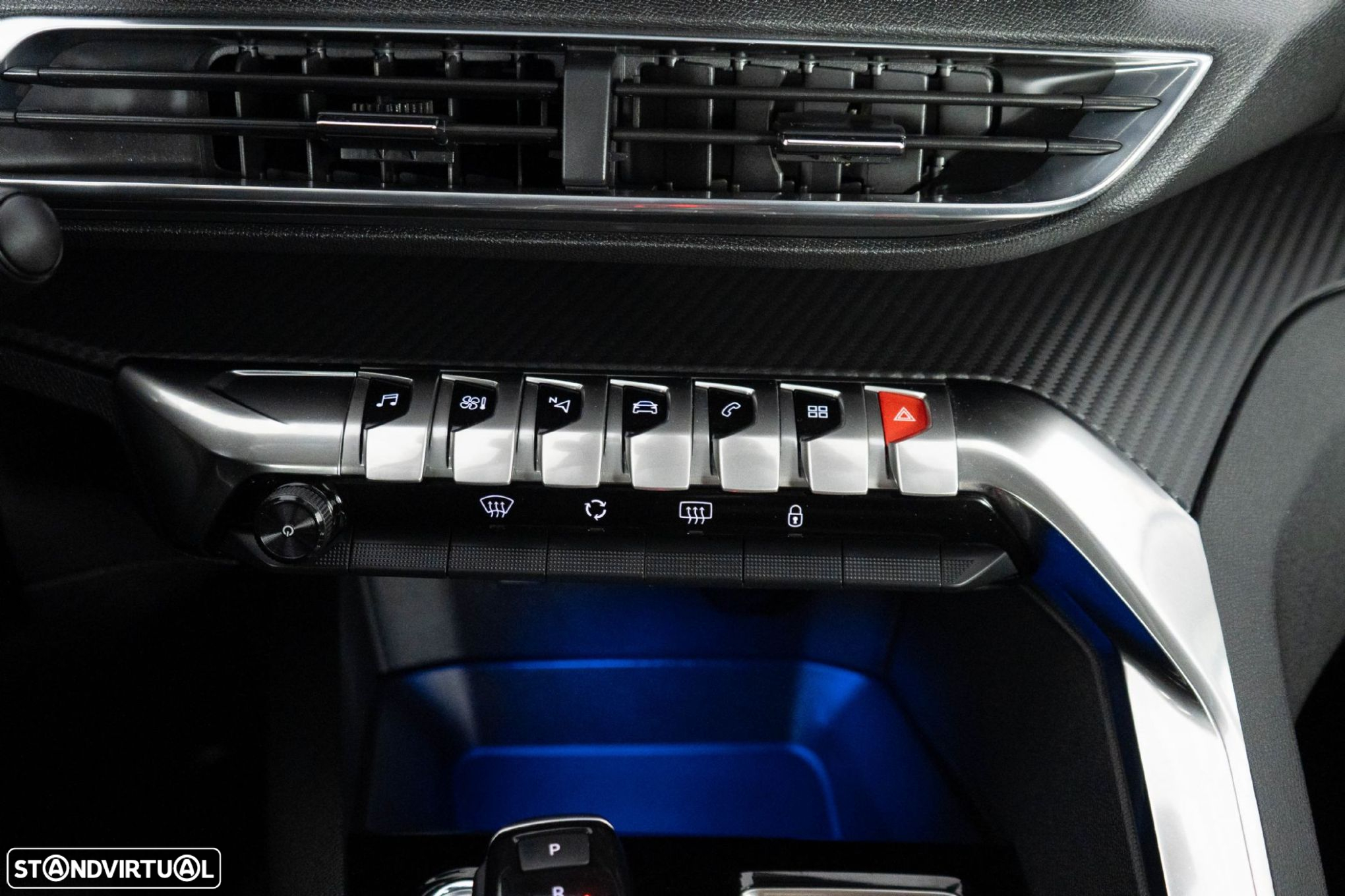 Peugeot 5008 1.2 PureTech Allure EAT8 - 24