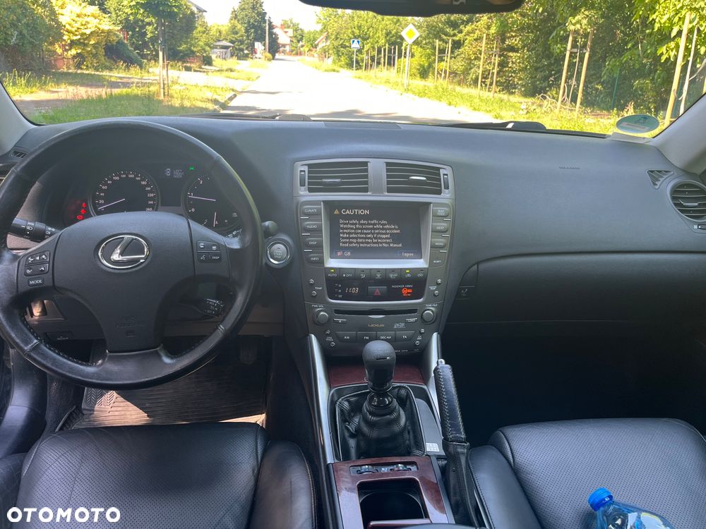 Lexus IS 220d Luxury Line - 6