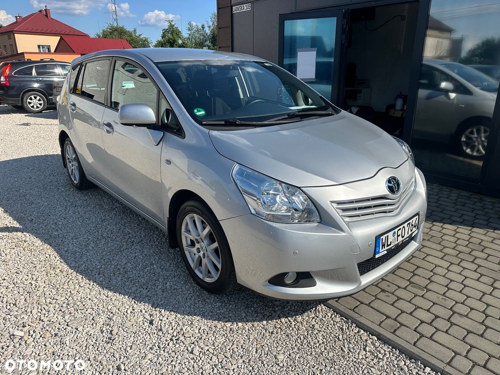 Toyota Verso 1.8 Executive - 3