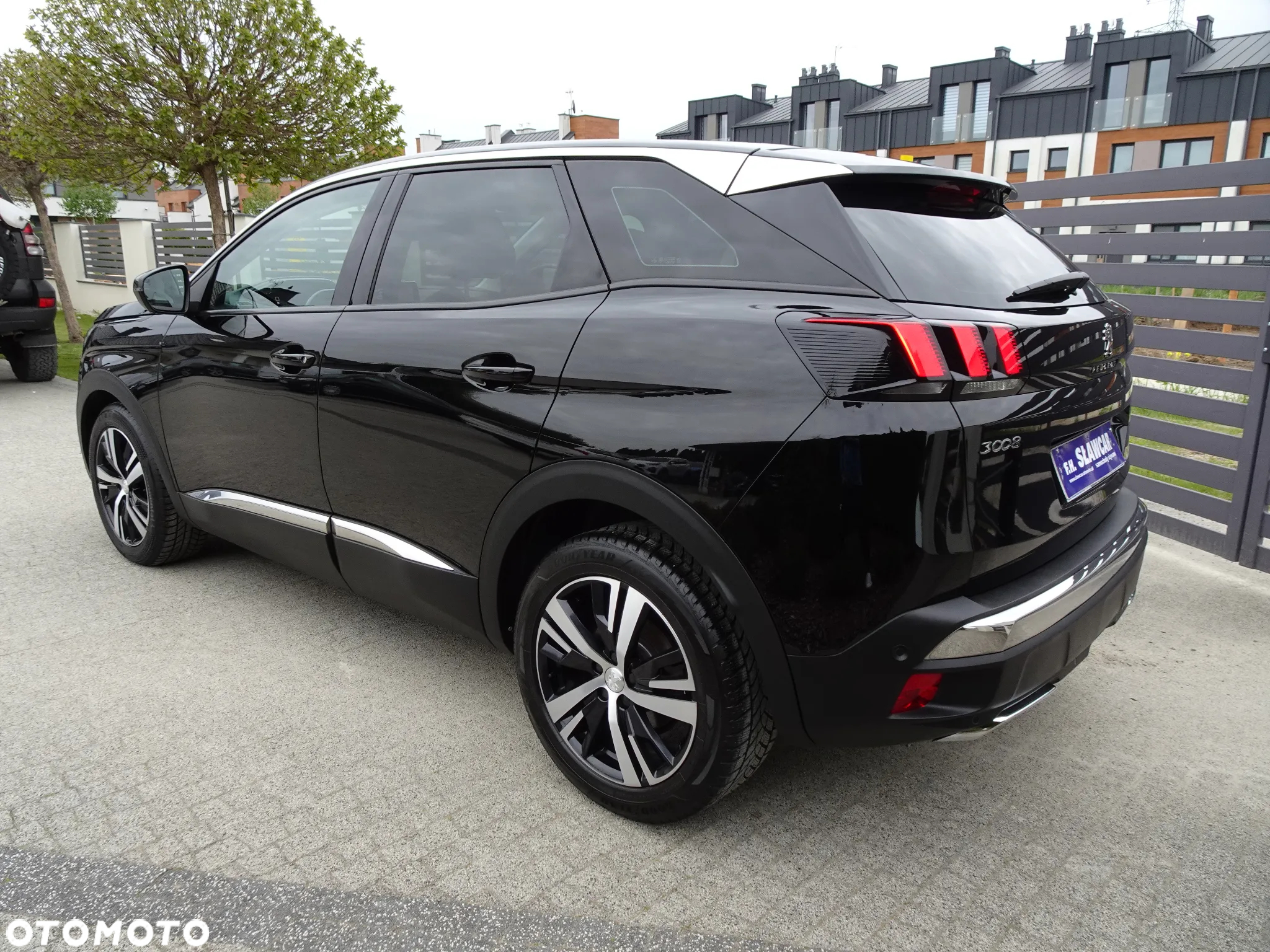 Peugeot 3008 1.5 BlueHDi Allure S&S - 4