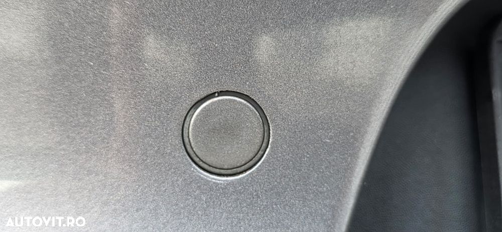 Renault Megane - 11