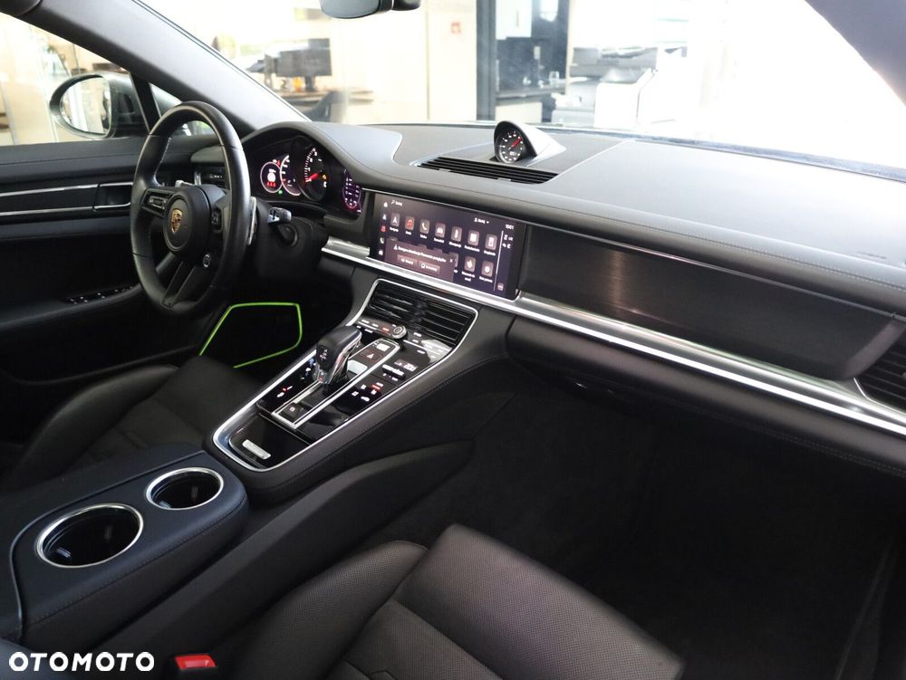 Porsche Panamera - 10