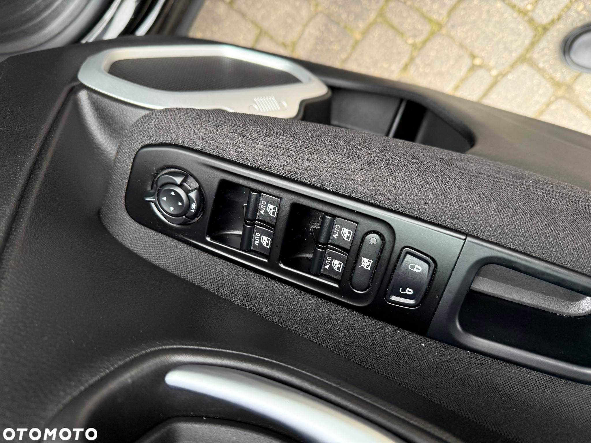 Jeep Renegade 1.0 GSE T3 Turbo Longitude FWD S&S - 6
