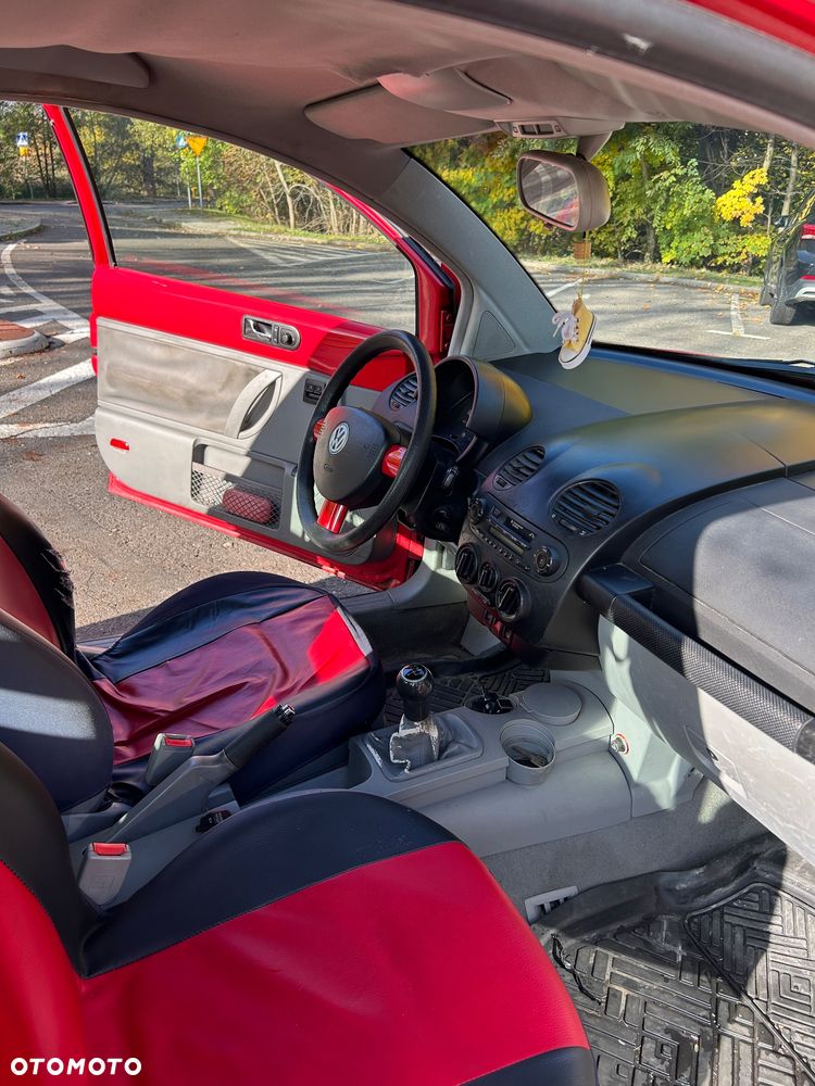 Volkswagen New Beetle 2.0 - 7
