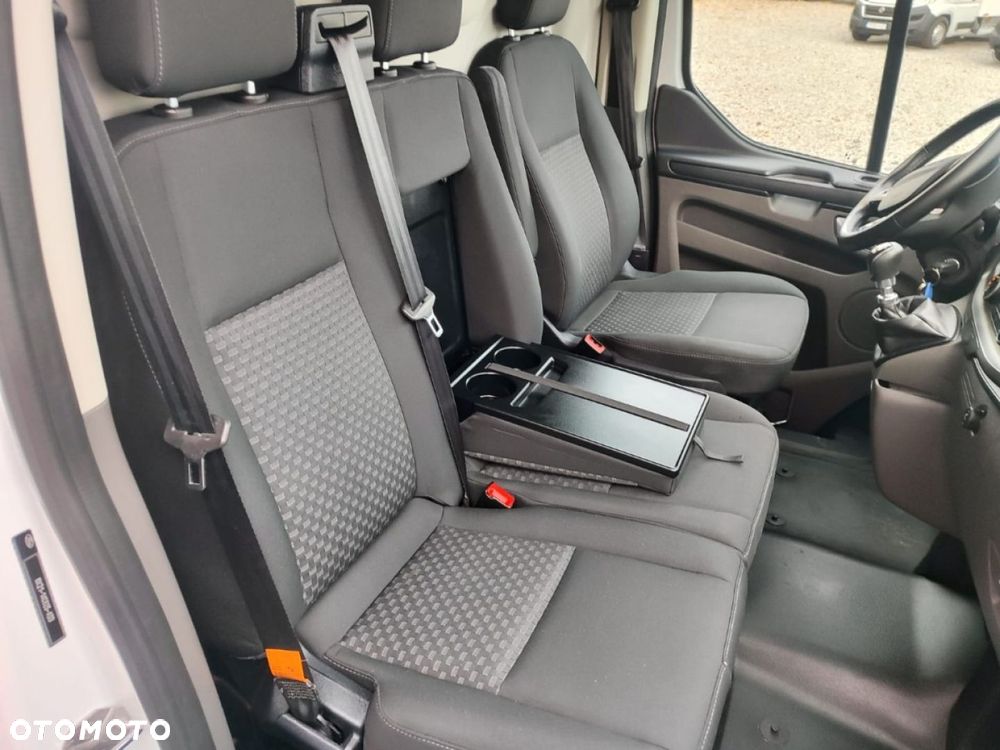 Ford Transit Custom - 10