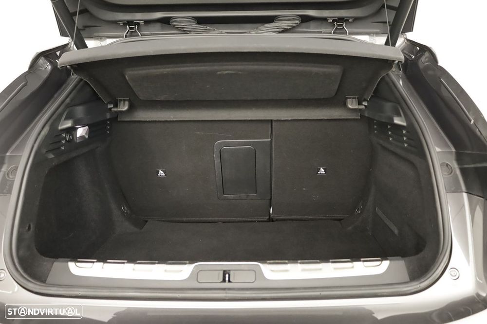 DS DS4 1.5 BlueHDi Trocadero Cross EAT8 - 26