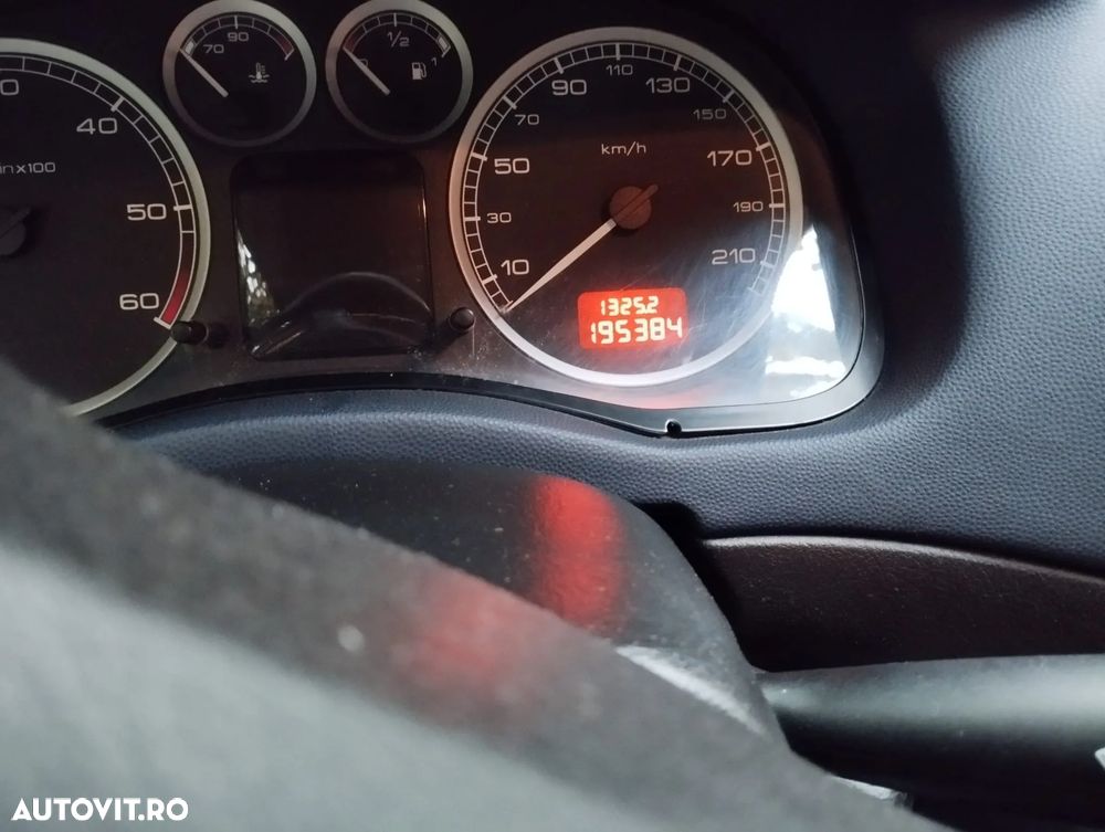 Peugeot 307 SW 2.0HDi - 18
